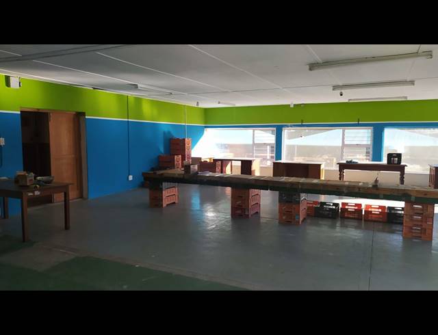 150M² WAREHOUSE TO LET IN EPPING INDUSTRIAL